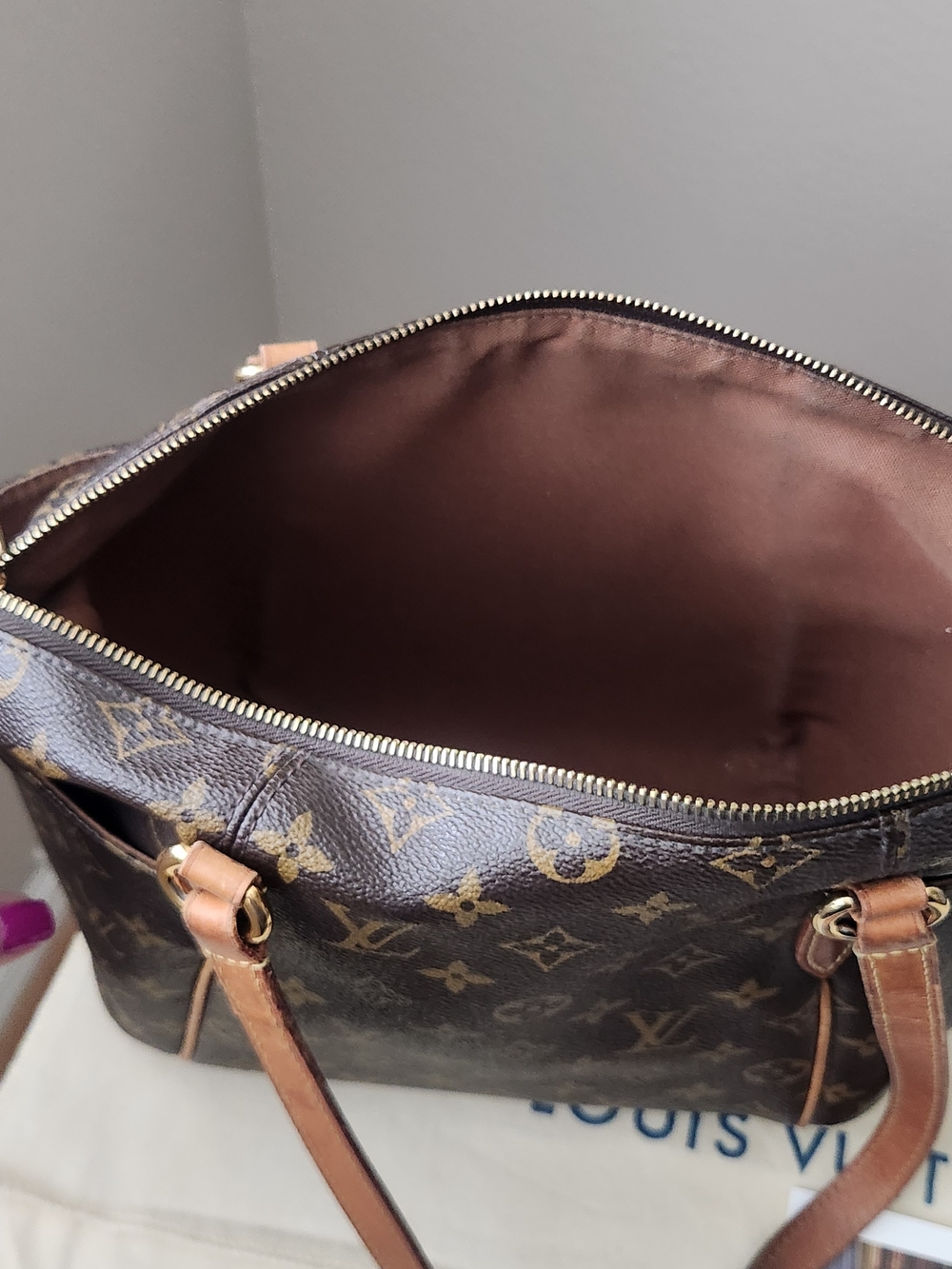 Louis Vuitton Monogram Canvas Shoulder Tote in Brown and Tan Leather - Picture 2 of 10